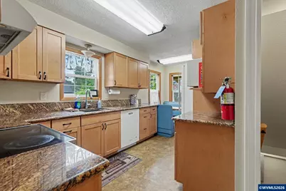 1415 Jefferson St NE, Salem, OR 97301 - Photo 13