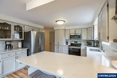 5373 Athens St SE, Salem, OR 97306 - Photo 15