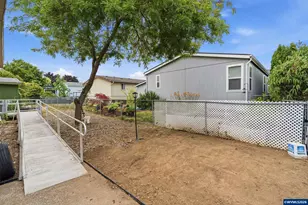 1699 N Terry St, Eugene, OR 97402 - Photo 9