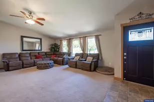 39042 Mt Hope Dr, Lebanon, OR 97355 - Photo 15