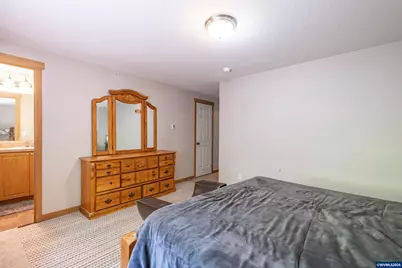 39042 Mount Hope Dr, Lebanon, OR 97355 - Photo 19