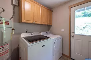39042 Mt Hope Dr, Lebanon, OR 97355 - Photo 27