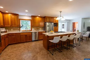 1640 NE Holly Oak Pl, Corvallis, OR 97330 - Photo 17