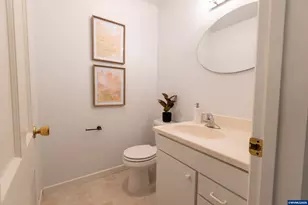 1640 NE Holly Oak Pl, Corvallis, OR 97330 - Photo 13