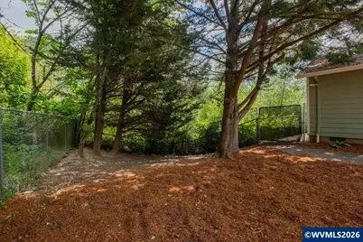 430 Burlwood Av, Monmouth, OR 97361 - Photo 39