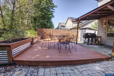 2432 Robbins Wy, Lebanon, OR 97355 - Photo 19