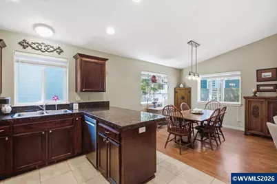 2702 Oak Ridge St NW, Albany, OR 97321 - Photo 17