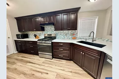 1707 Chemawa Rd NE, Keizer, OR 97303 - Photo 11