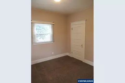 380 Owens (&amp; 1102 Fairmount) St S, Salem, OR 97302 - Photo 11