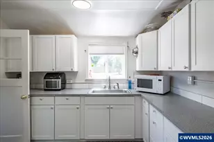 533 Main St W, Monmouth, OR 97361 - Photo 11