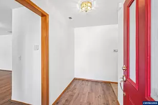257 N Knights Bridge Rd, Canby, OR 97013 - Photo 5