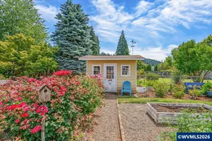 915 Madison St St, Silverton, OR 97381 - Photo 41