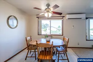 157 NE Fern Ct, Dallas, OR 97338 - Photo 37