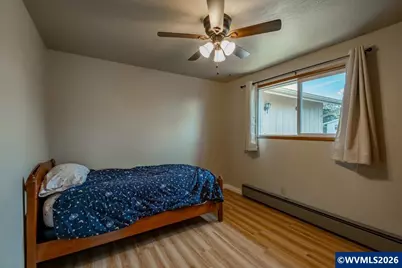 157 NE Fern Ct, Dallas, OR 97338 - Photo 25