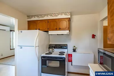 157 NE Fern Ct, Dallas, OR 97338 - Photo 39