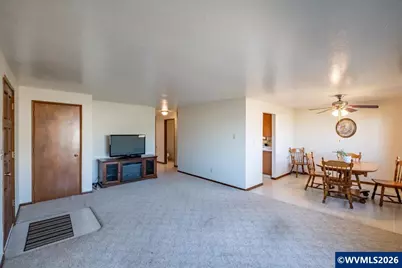 157 NE Fern Ct, Dallas, OR 97338 - Photo 33
