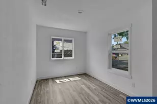 656 Hall St, Woodburn, OR 97071 - Photo 15