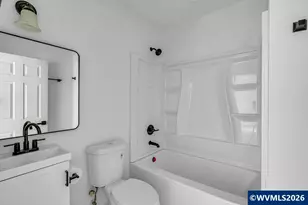 656 Hall St, Woodburn, OR 97071 - Photo 19