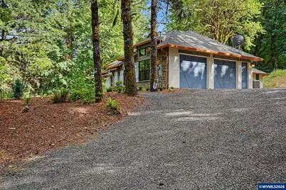 41205 SW Pumpkinseed Rd, Willamina, OR 97396 - Photo 3