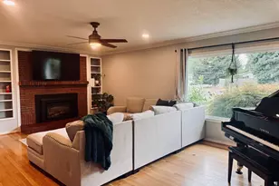 356 NE 10th Ave, Canby, OR 97013 - Photo 3