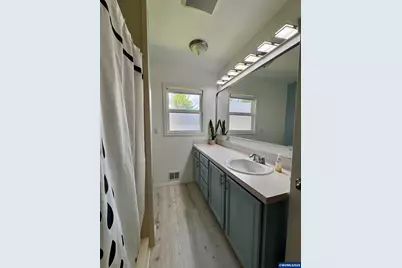 356 NE 10th Av, Canby, OR 97013 - Photo 11