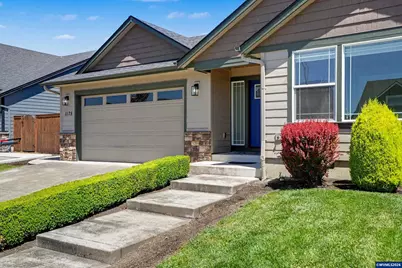 1175 S Eighth St, Independence, OR 97351 - Photo 3