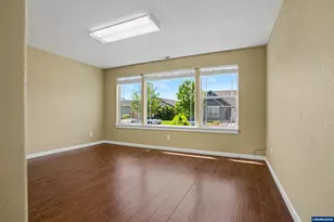 1175 S 8th St, Independence, OR 97351 - Photo 27