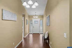 1175 S 8th St, Independence, OR 97351 - Photo 17