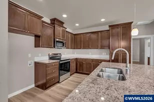 6922 Fruitland Rd NE, Salem, OR 97317 - Photo 23