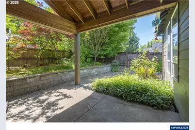 1902 NE Lucy Belle St, McMinnville, OR 97128 - Photo 7