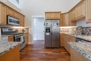 1902 NE Lucy Belle St, McMinnville, OR 97128 - Photo 15