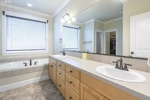 1902 NE Lucy Belle St, McMinnville, OR 97128 - Photo 25