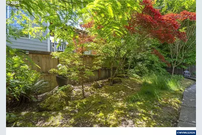 1902 NE Lucy Belle St, McMinnville, OR 97128 - Photo 41