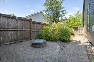 1902 NE Lucy Belle St, McMinnville, OR 97128 - Photo 37