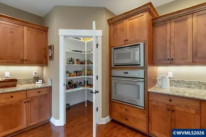 1367 SE Academy St, Dallas, OR 97338 - Photo 19