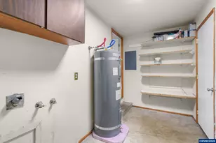 1641 NW Kings Bl, Corvallis, OR 97330 - Photo 41