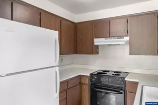 1641 NW Kings Bl, Corvallis, OR 97330 - Photo 31