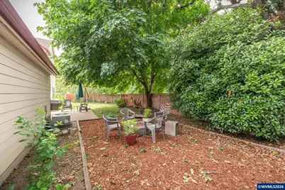 2015 Chase Lp SW, Albany, OR 97321 - Photo 29