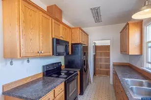510 S 5th St, Lebanon, OR 97355 - Photo 13