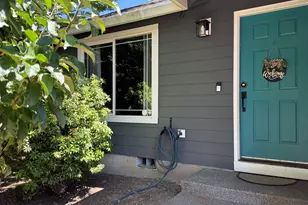 851 Griffin Dr, Monmouth, OR 97361 - Photo 3