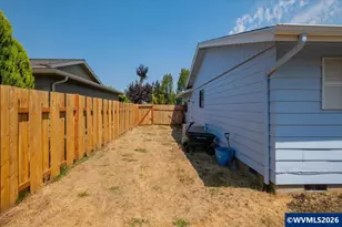 4834 Schaefer Ct NE, Salem, OR 97305 - Photo 39