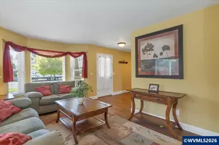 614 NW Heath St, Dallas, OR 97338 - Photo 7