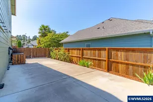 614 NW Heath St, Dallas, OR 97338 - Photo 35