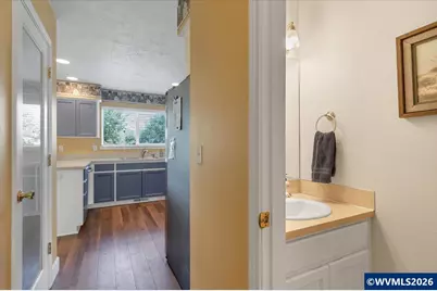 614 NW Heath St, Dallas, OR 97338 - Photo 17