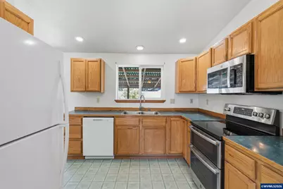 620 McCall Wy, Philomath, OR 97370 - Photo 13