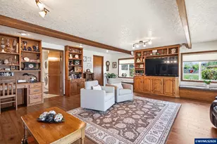 184 NE Gerlinger Ln, Dallas, OR 97338 - Photo 5