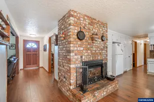 184 NE Gerlinger Ln, Dallas, OR 97338 - Photo 7