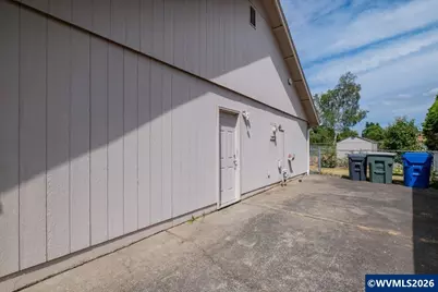 4439 Fern Ct NE, Salem, OR 97305 - Photo 39
