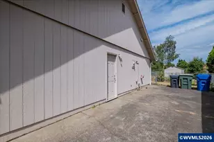 4439 Fern Ct NE, Salem, OR 97305 - Photo 39