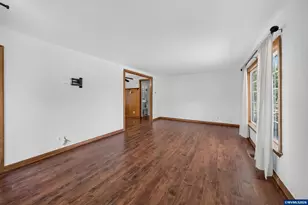 340 N 3rd St, Jefferson, OR 97352 - Photo 21